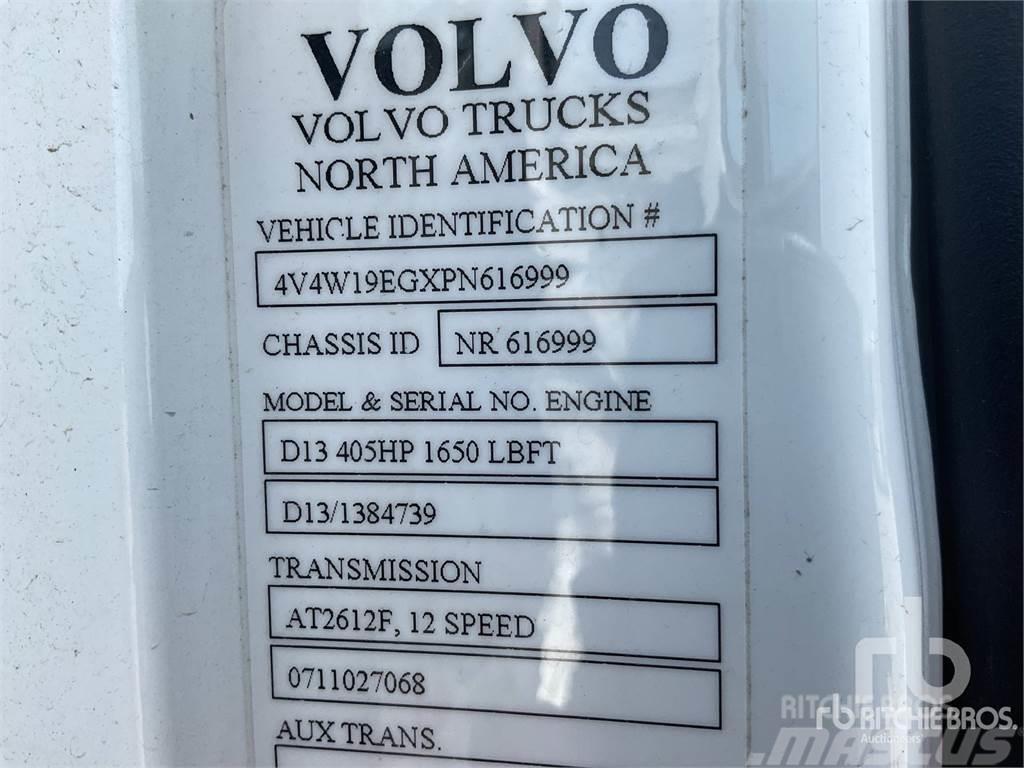Volvo VNR Naudoti vilkikai