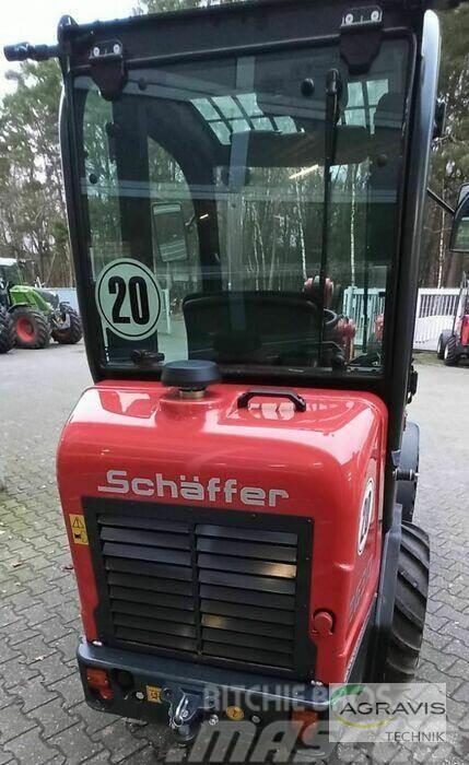 Schäffer 2630 Traktoriai