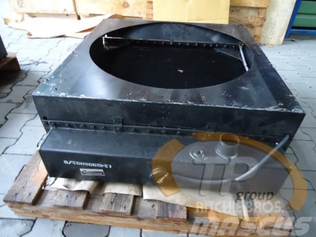 IHC Dresser 1242990H92 Wasserkühler Kiti naudoti statybos komponentai