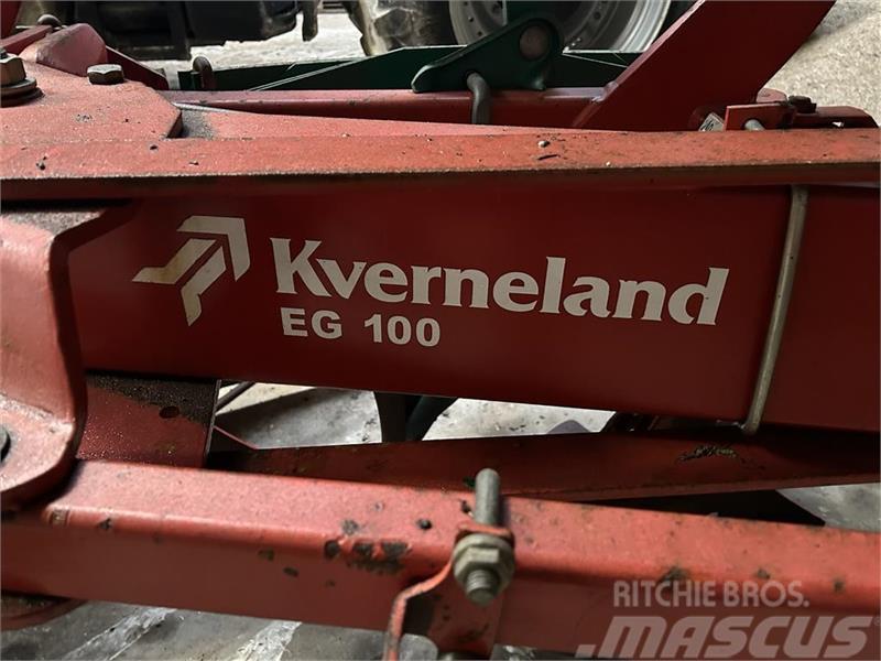 Kverneland EG 100/300 med pakker Apverčiamieji plūgai