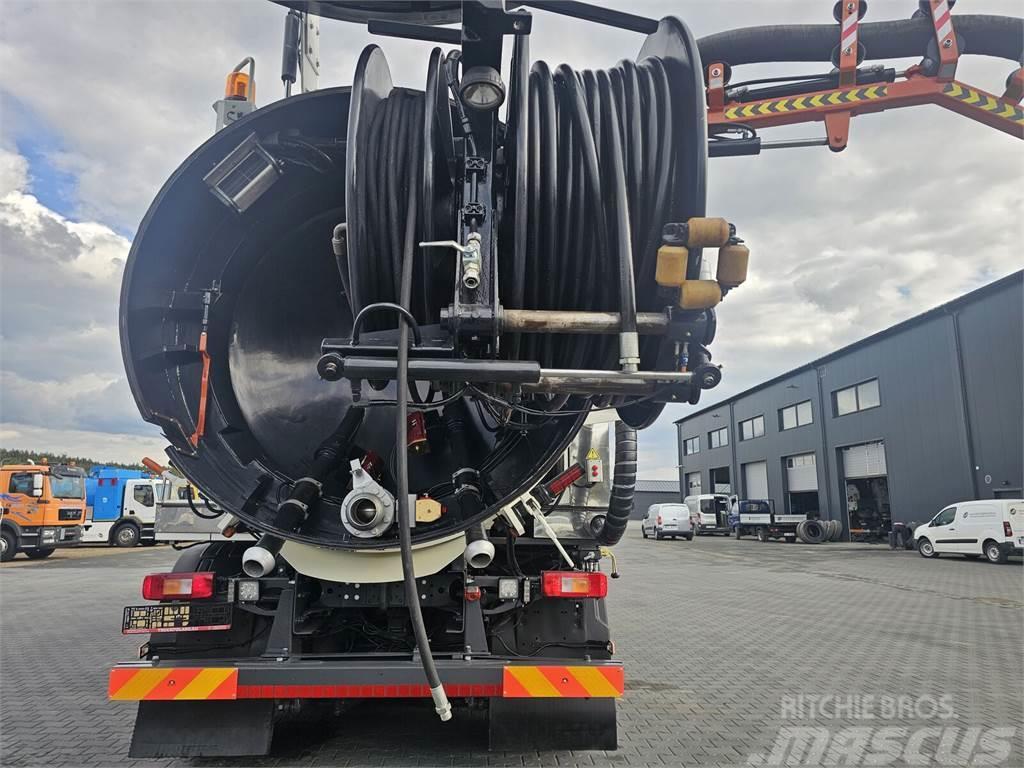 Volvo WUKO ADR ROLBA FOR CLEANING CHANNELS COMBI Specializuotos paskirties technika