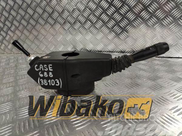 CASE Driving switch Case 688 Transmisijos