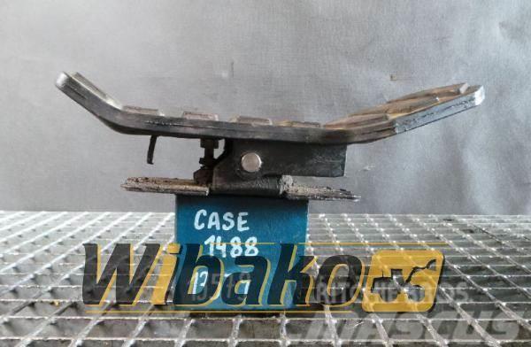 CASE Pedal Case 1488 Kabinos ir interjeras