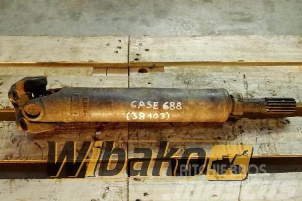 CASE Wał pędny kardan Case 688 Kiti naudoti statybos komponentai