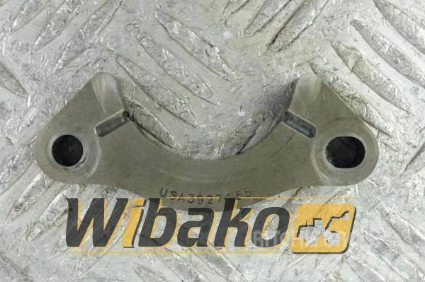 CASE Wspornik oporowy wałka rozrządu for engine Case 6T Kiti naudoti statybos komponentai